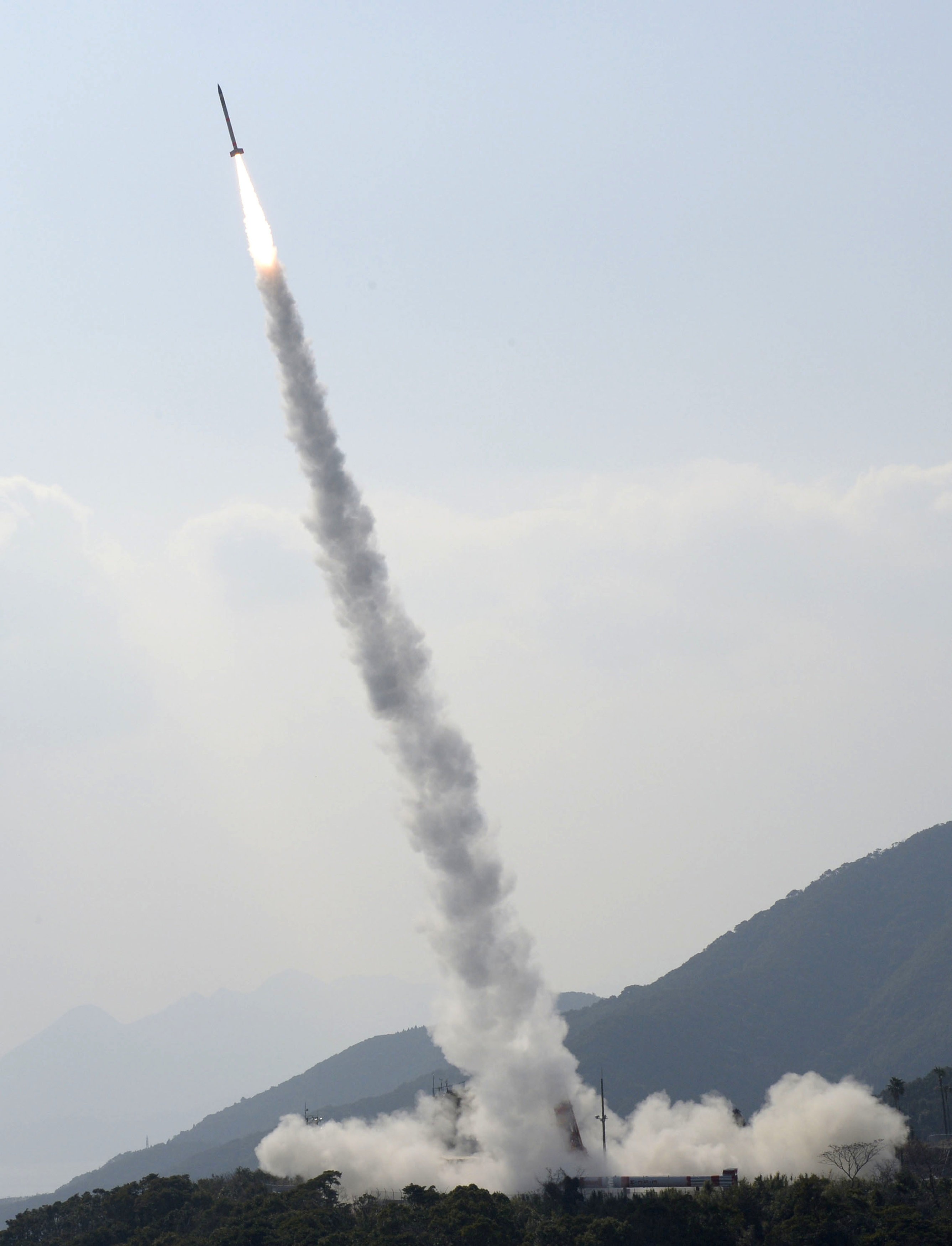 Какие сейчас ракеты. Ss520 Rocket. Маленькие ракеты. Страшная ракета. Япония ракета.