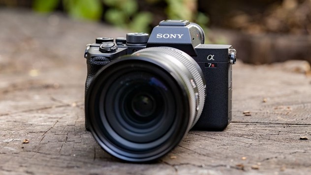 Sony може випустити зовнішній оптичний видошукач для своїх камер