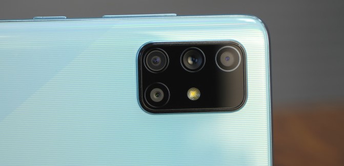 Огляд Samsung Galaxy A71: головні характеристики і підекранний сканер