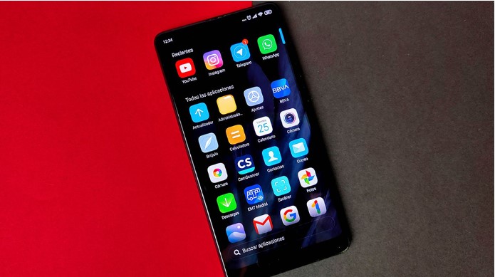 Власники смартфонів Xiaomi масово поскаржилися на новий баг