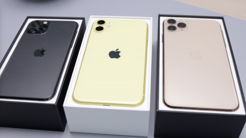 Apple планирует снять с продажи три популярных iPhone