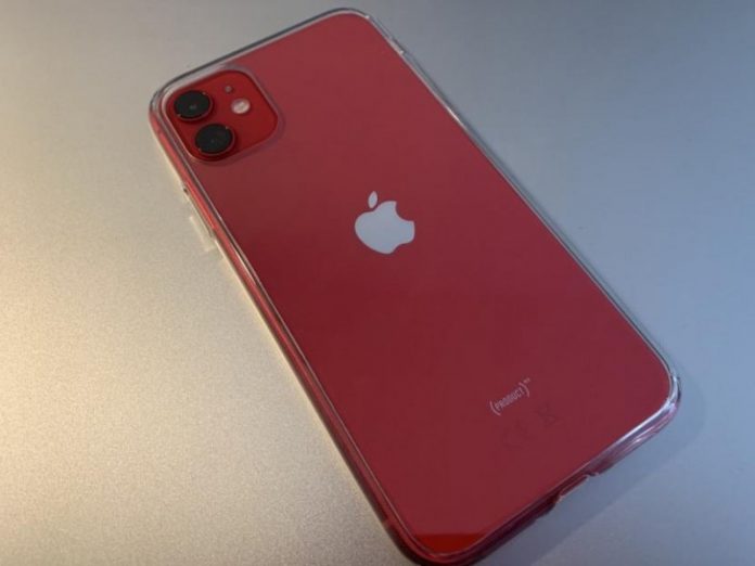 Китайці навчилися «перетворювати» старі iPhone 11 в нові iPhone 12