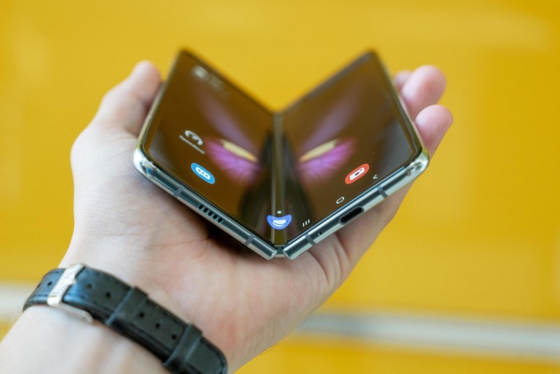 Samsung створить планшет з великим гнучким екраном – Смартфони | iTechua