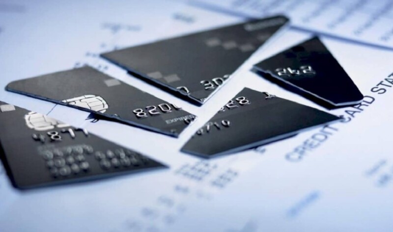 Українцям розповіли, що робити, якщо банківська картка зазнала пошкоджень – Статті | iTechua