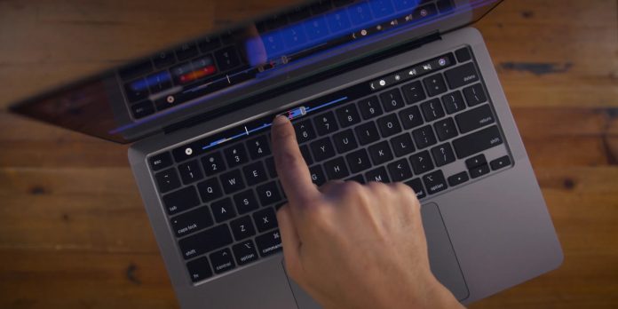 Apple вбила останній MacBook з сенсорною панеллю