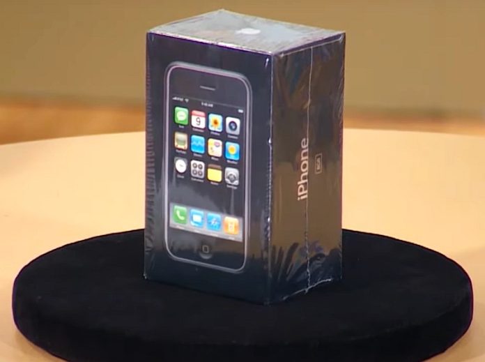 Нерозпечатаний iPhone 2007 року з 4 ГБ пам'яті продано за понад $100 000