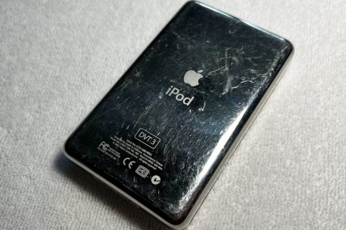 У мережі показали прототип iPod із розробленим Apple клоном «Тетріса»