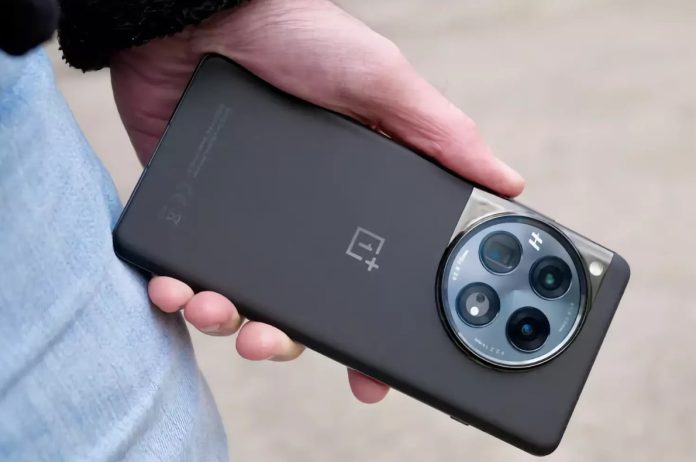 У мережу вибігли подробиці камери флагманського OnePlus 13