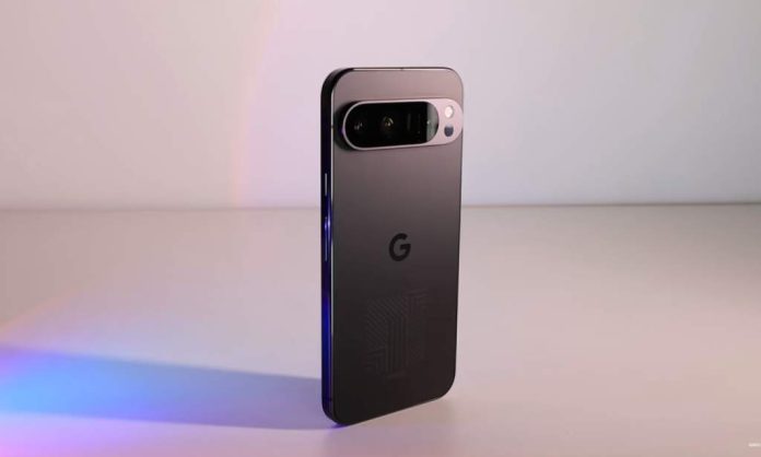 Розібраний Google Pixel 9 показали на відео