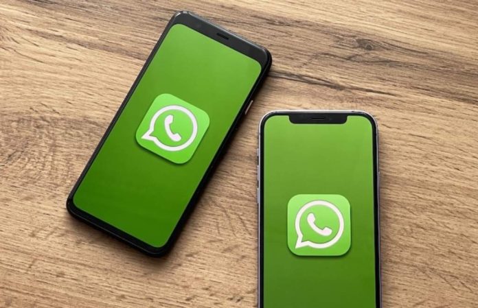 Користувачі WhatsApp на iOS помітили заміну частини листування без їхнього відома