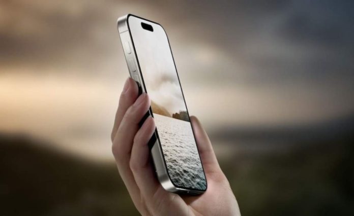 У мережі показали, наскільки iPhone 16 буде більшим, ніж iPhone 15