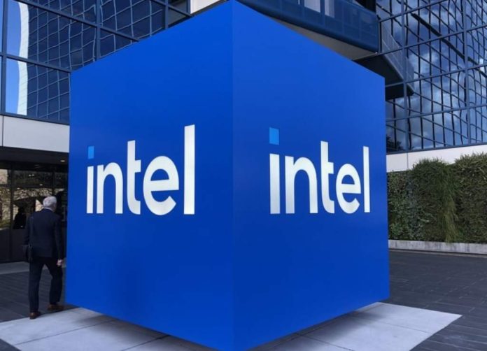 Qualcomm оголосила про наміри купити Intel