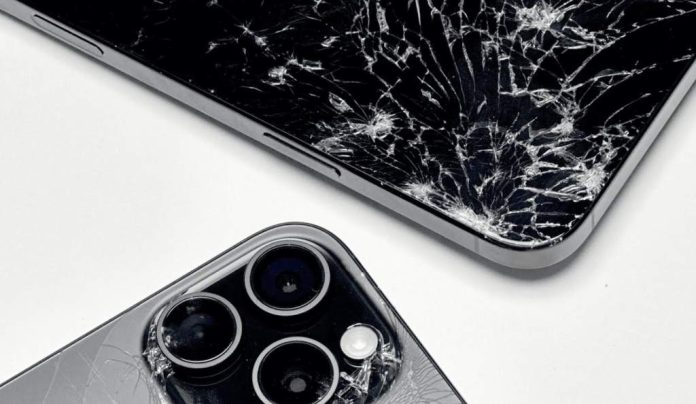 Новий керамічний екран не врятував iPhone 16 від вразливості до падінь