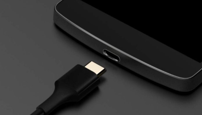 Чому роз'єм USB на смартфоні важливіший, ніж просто для заряджання