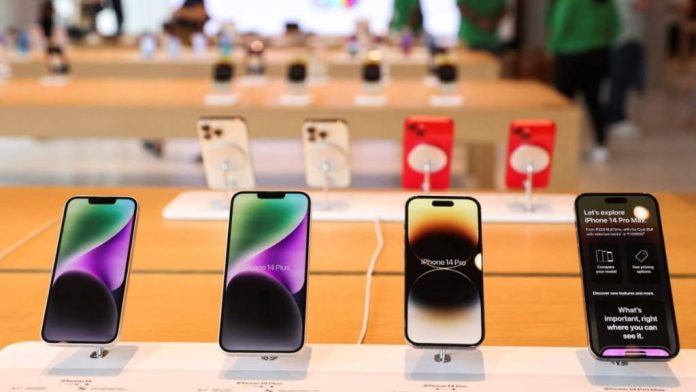 iPhone втрачає статус вигідної інвестиції з кожним роком