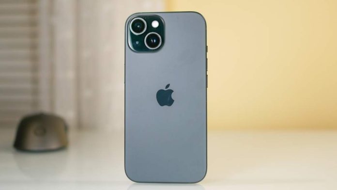 iPhone 15 став найпопулярнішим у світі смартфоном