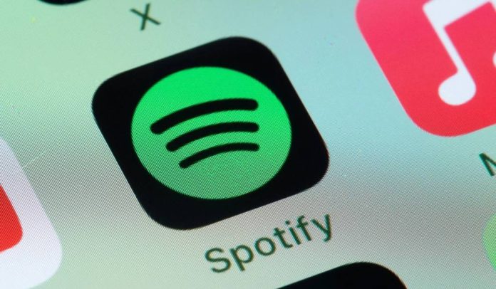 Spotify почав показувати порно