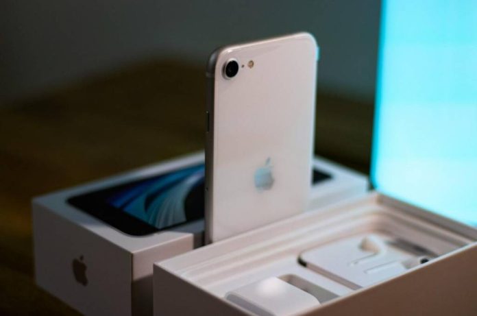 З'явилася інформація ключових деталей iPhone SE 4