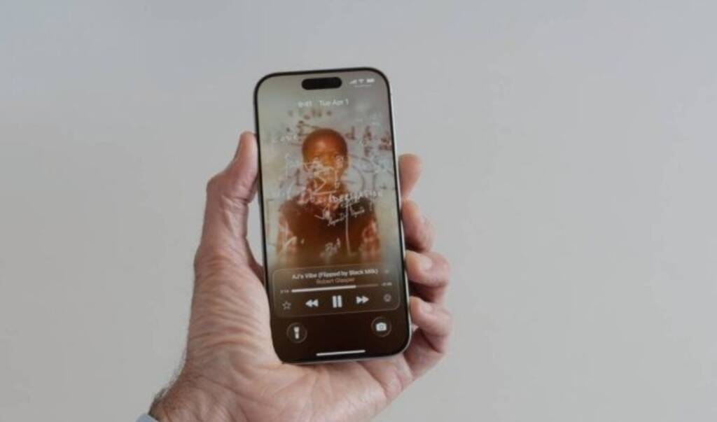 iOS 26 Animated Music Covers