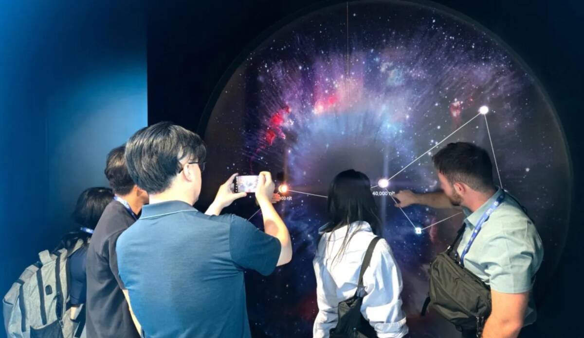 Samsung показала нові micro OLED дисплеї для AR-окулярів